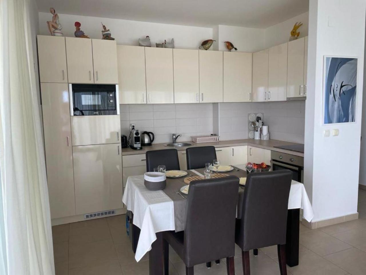 Acacia Hill Apartment C01 Without Pool Дженовичи Экстерьер фото